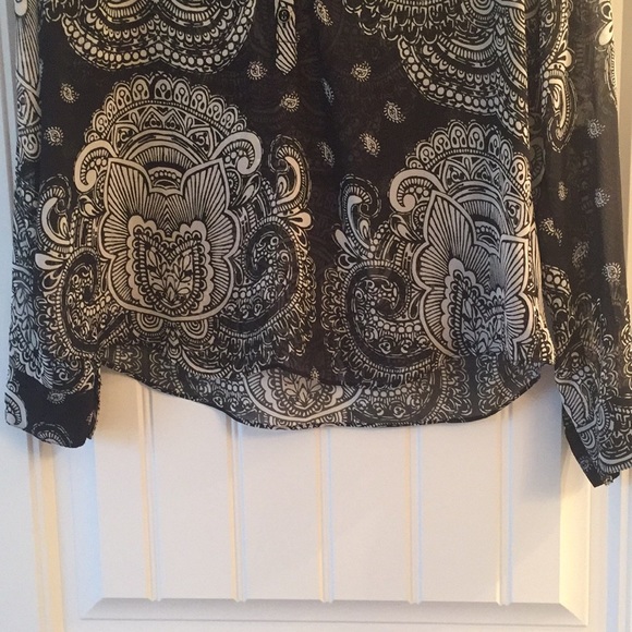 a.n.a sheer top - Picture 3 of 4